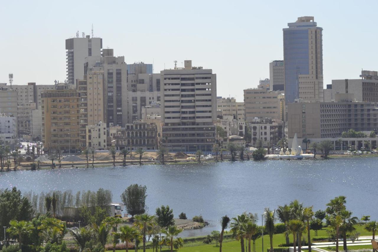 Jeddah Lake Hotel Ngoại thất bức ảnh