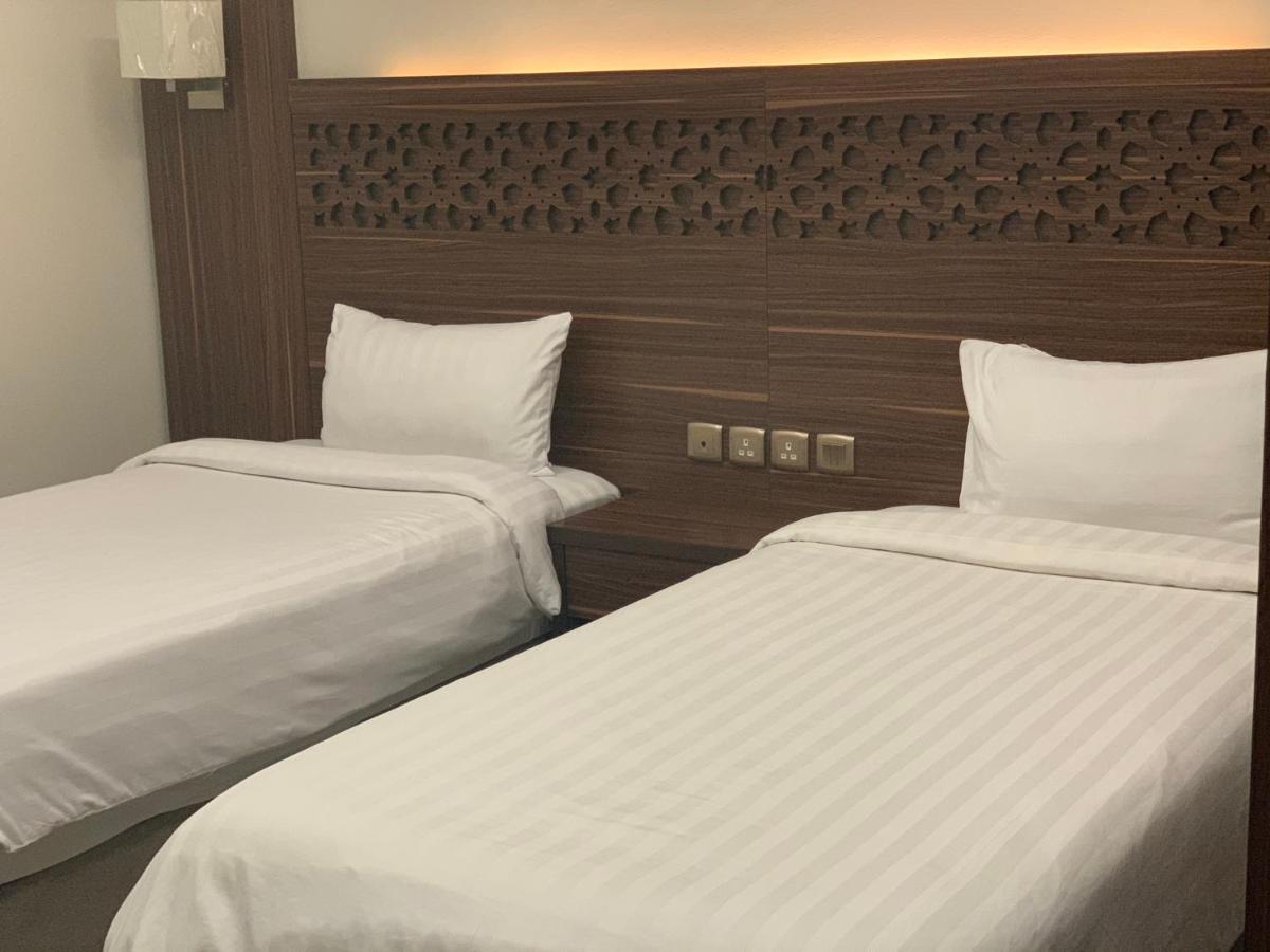 Jeddah Lake Hotel Ngoại thất bức ảnh
